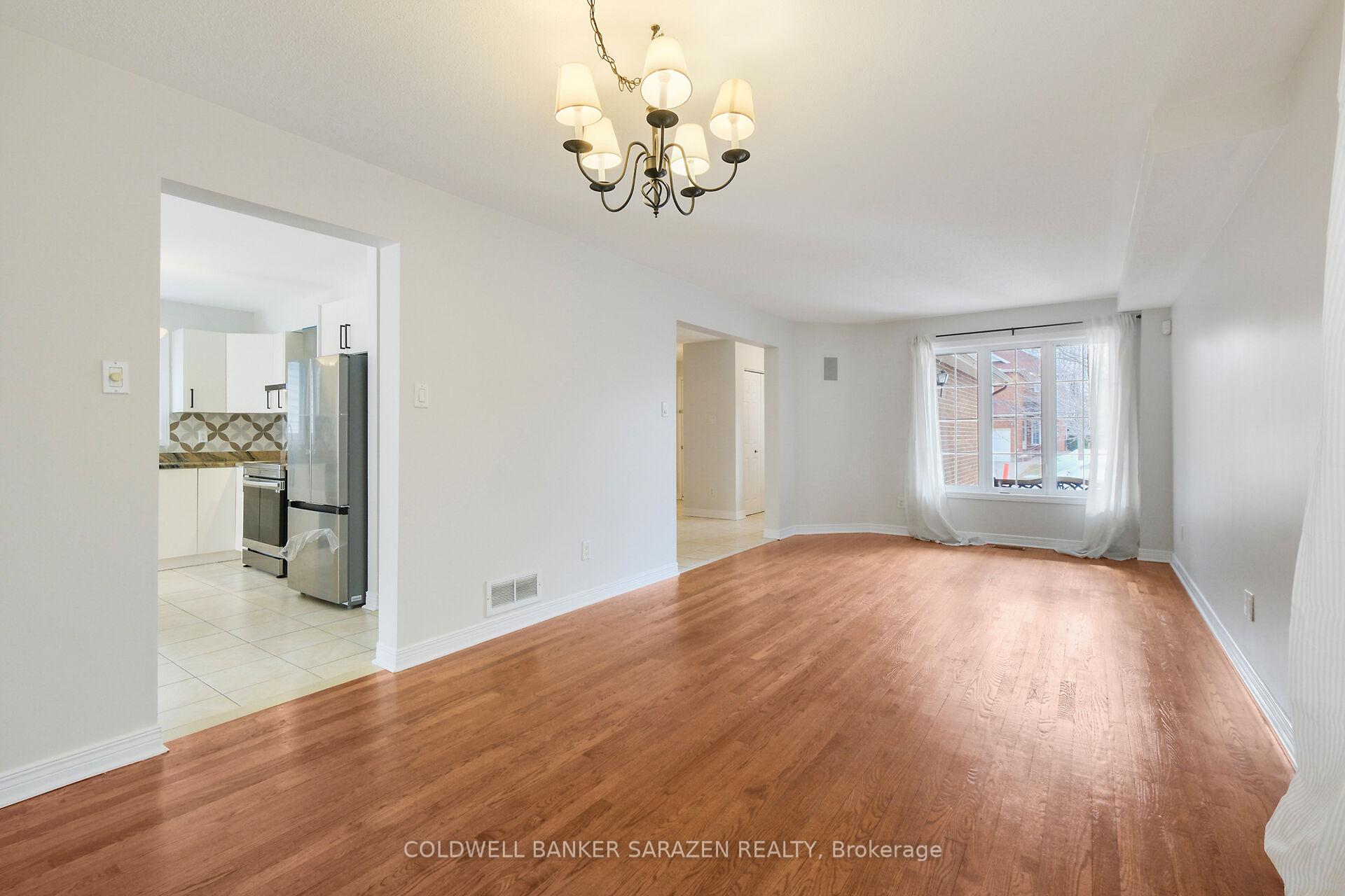 Photo 10 of 92 Borealis Crescent, Ottawa, Carson Meadows — HOMEH
