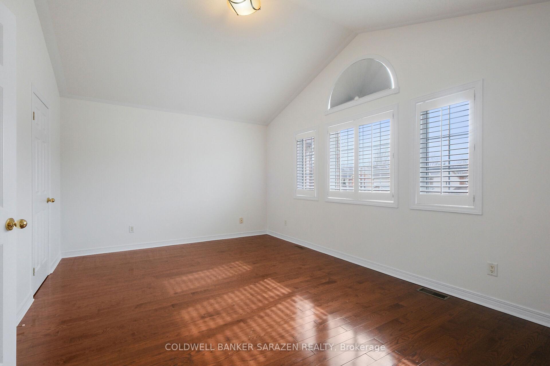 Photo 37 of 92 Borealis Crescent, Ottawa, Carson Meadows — HOMEH