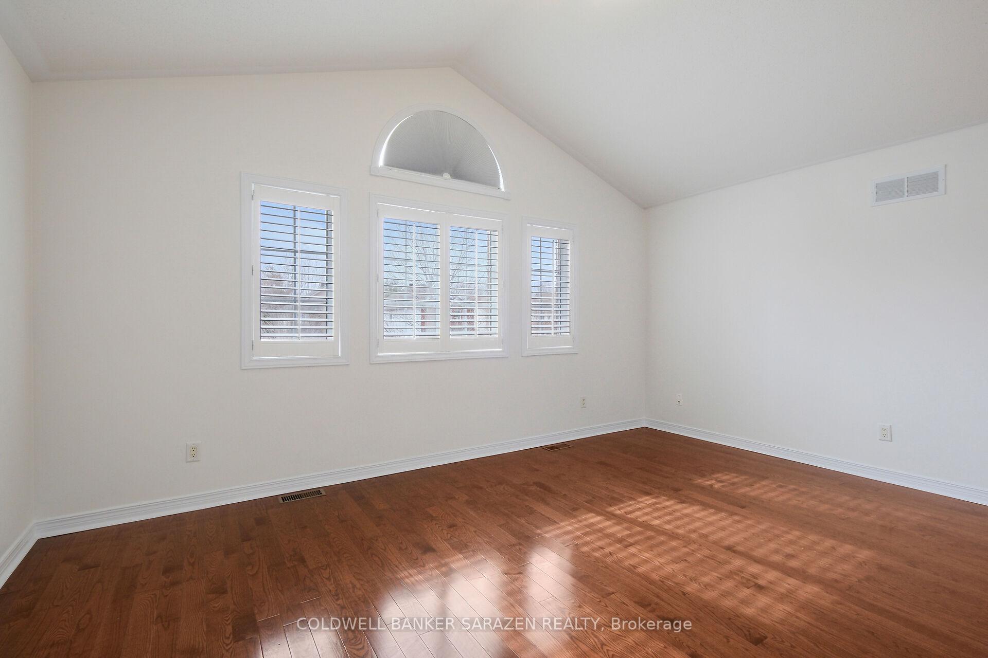 Photo 40 of 92 Borealis Crescent, Ottawa, Carson Meadows — HOMEH