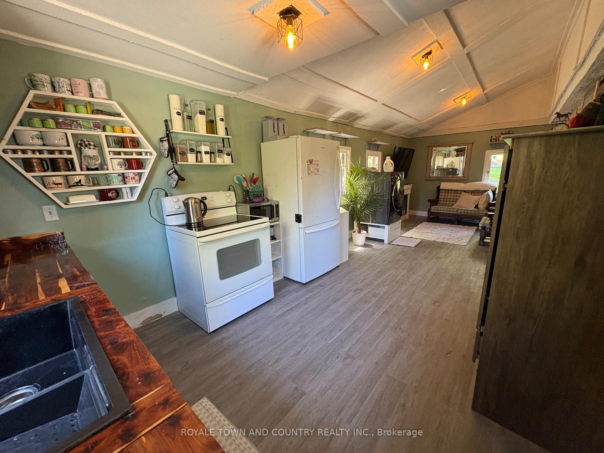 Photo 5 of 2094 592 Highway, Perry, Emsdale — HOMEH