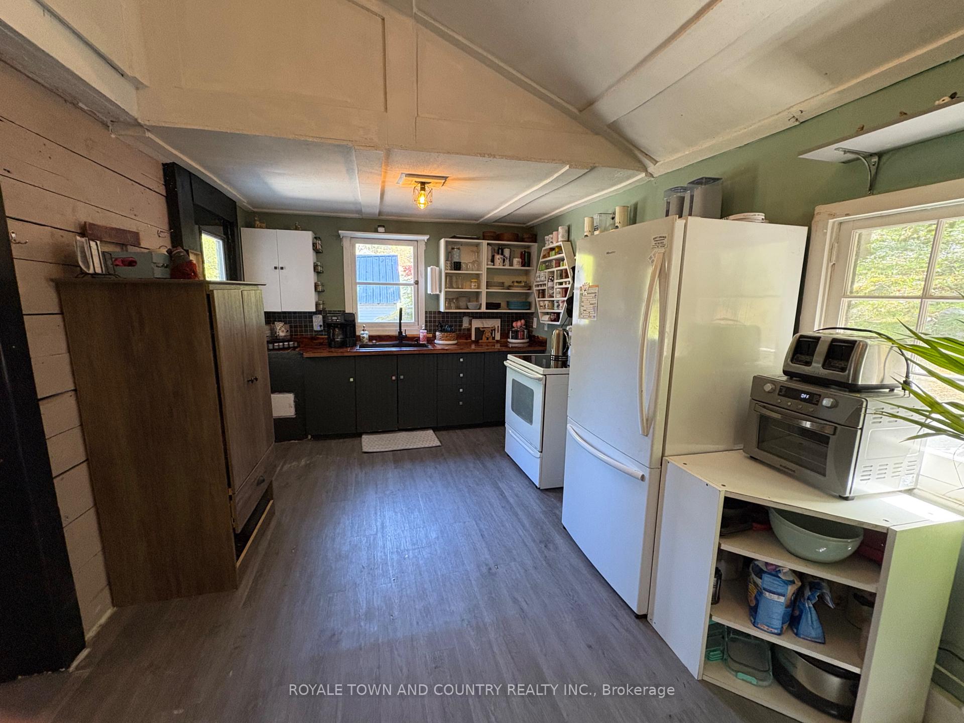 Photo 6 of 2094 592 Highway, Perry, Emsdale — HOMEH