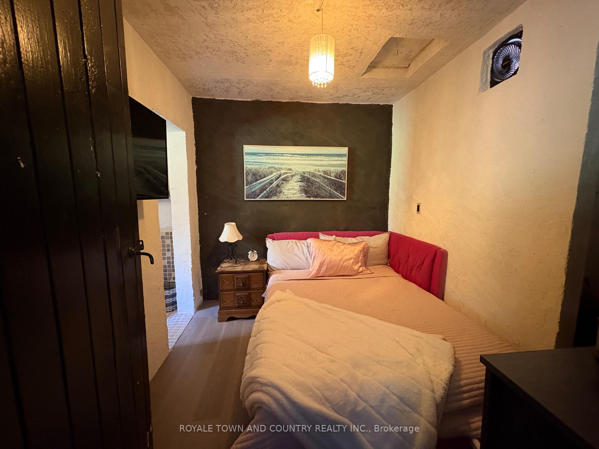 Photo 10 of 2094 592 Highway, Perry, Emsdale — HOMEH
