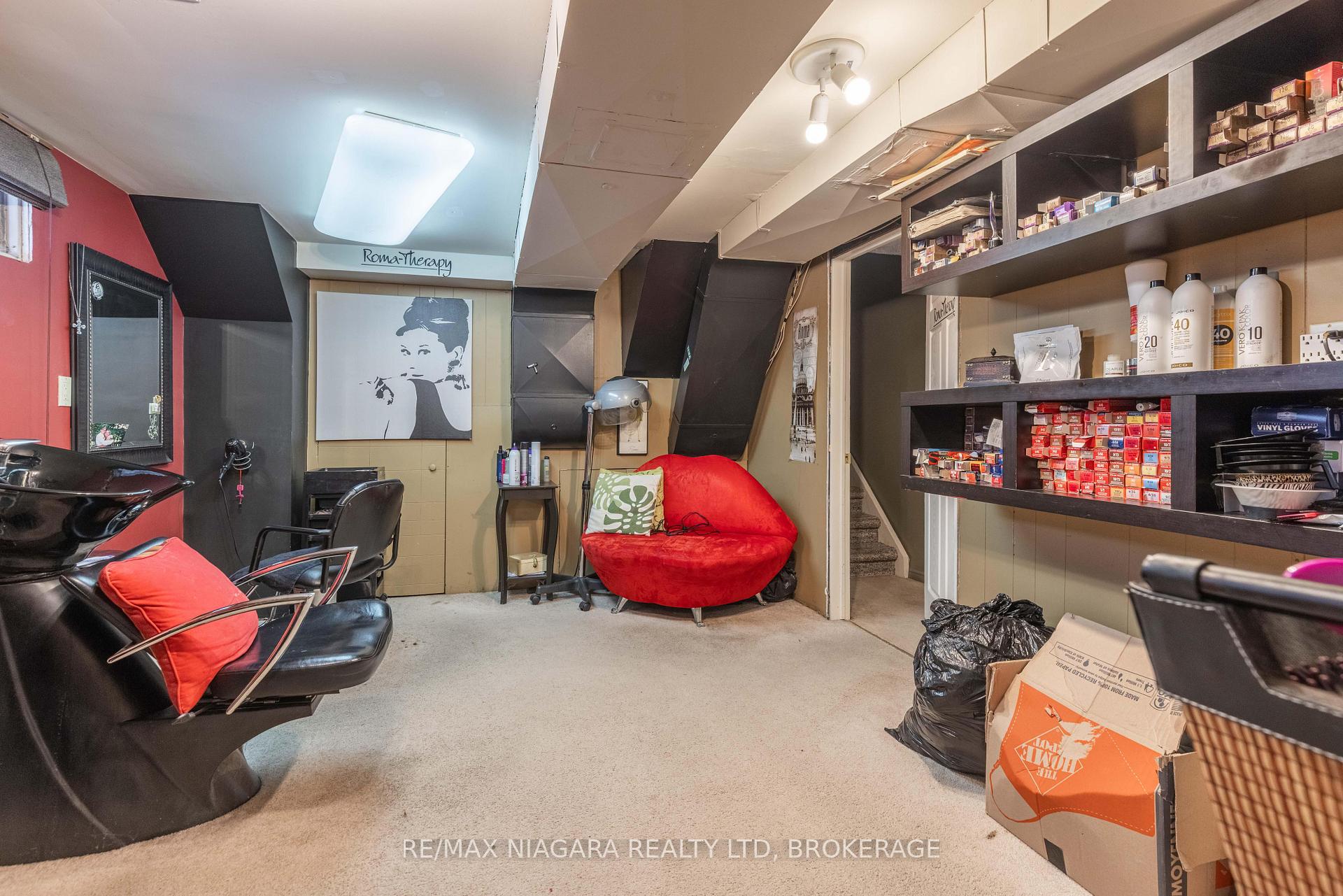 Photo 18 of 6871 Corwin Crescent, Niagara Falls, Dorchester — HOMEH