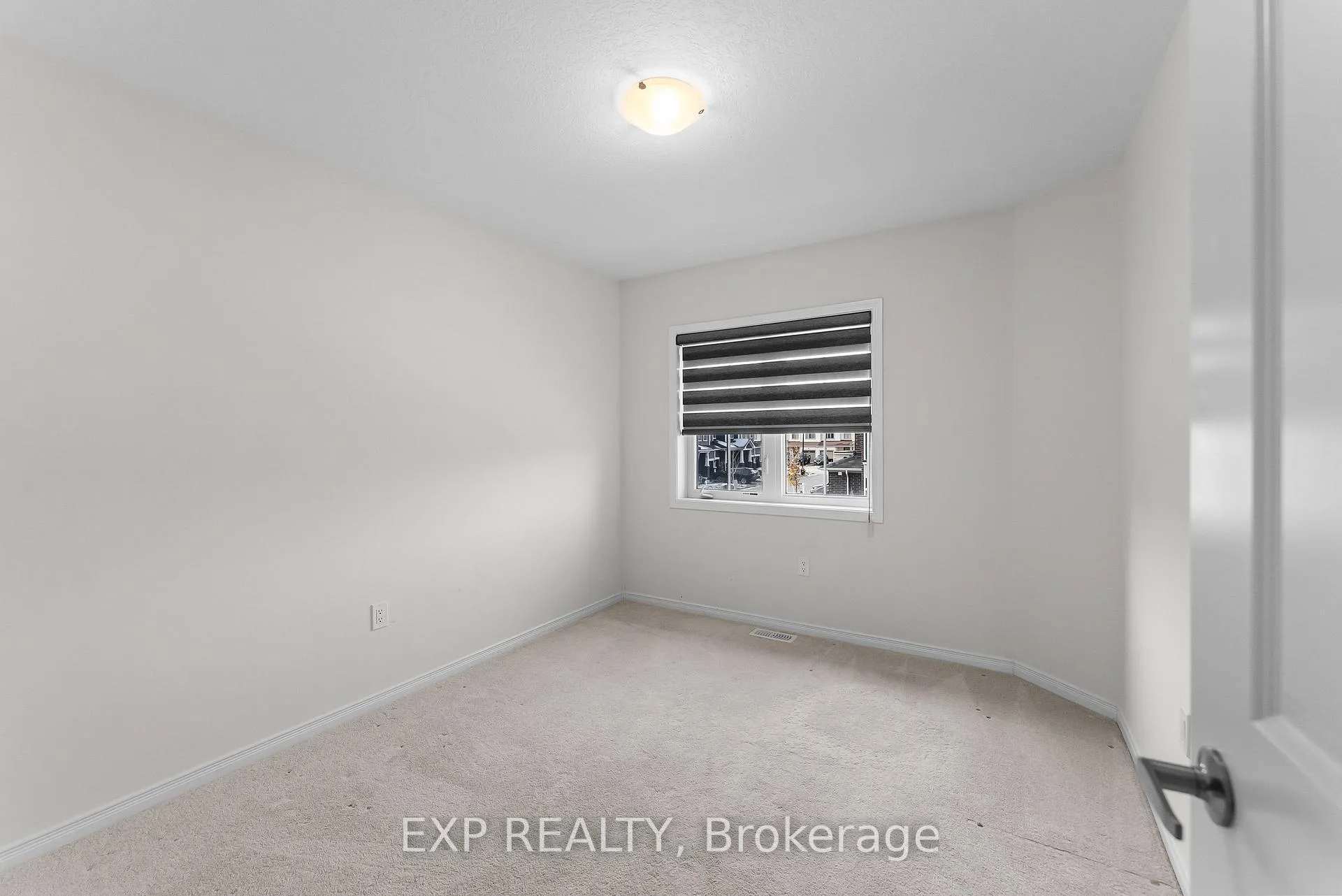 Photo 15 of Unit 15, 8273 Tulip Tree Drive, Niagara Falls, Brown — HOMEH