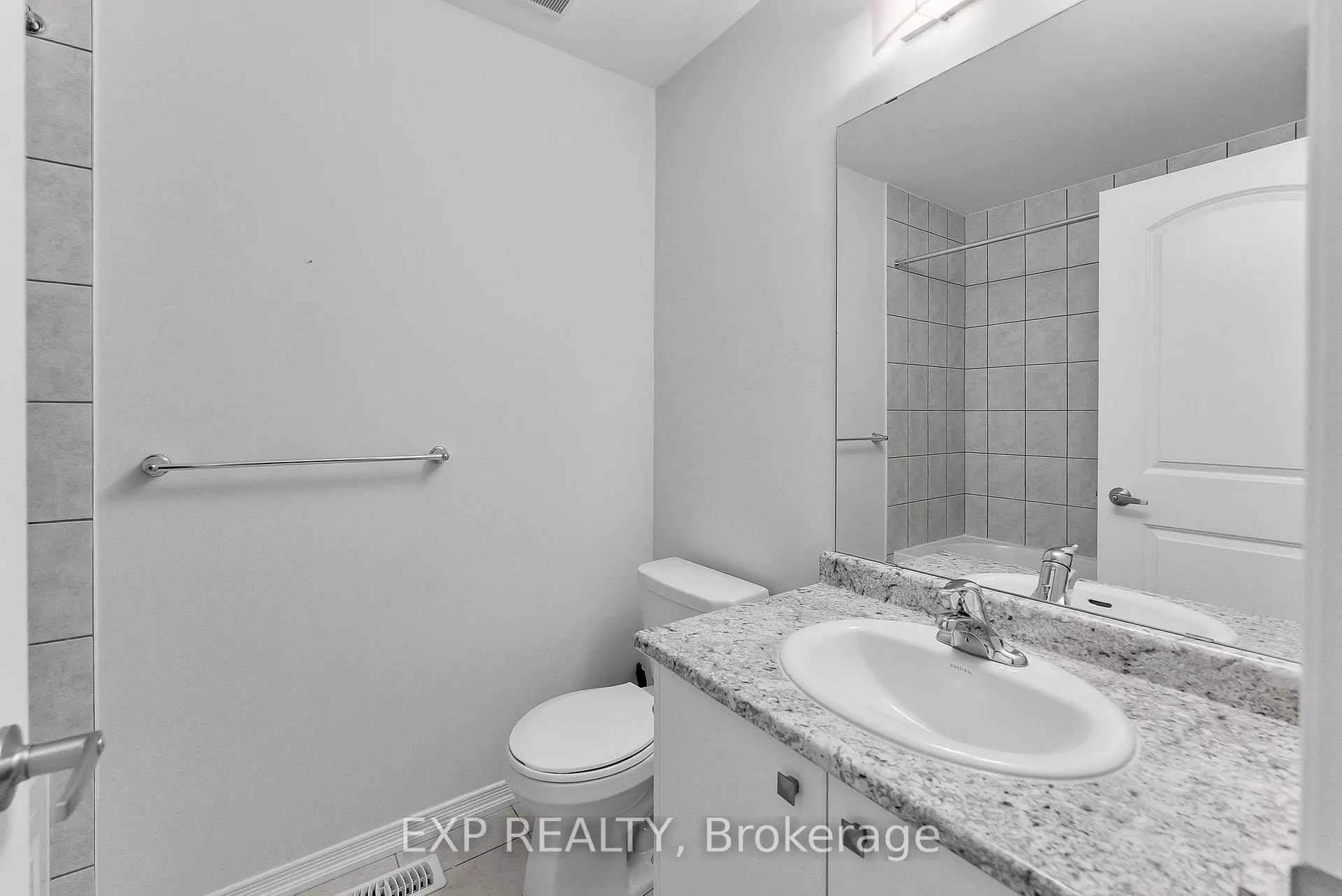 Photo 16 of Unit 15, 8273 Tulip Tree Drive, Niagara Falls, Brown — HOMEH