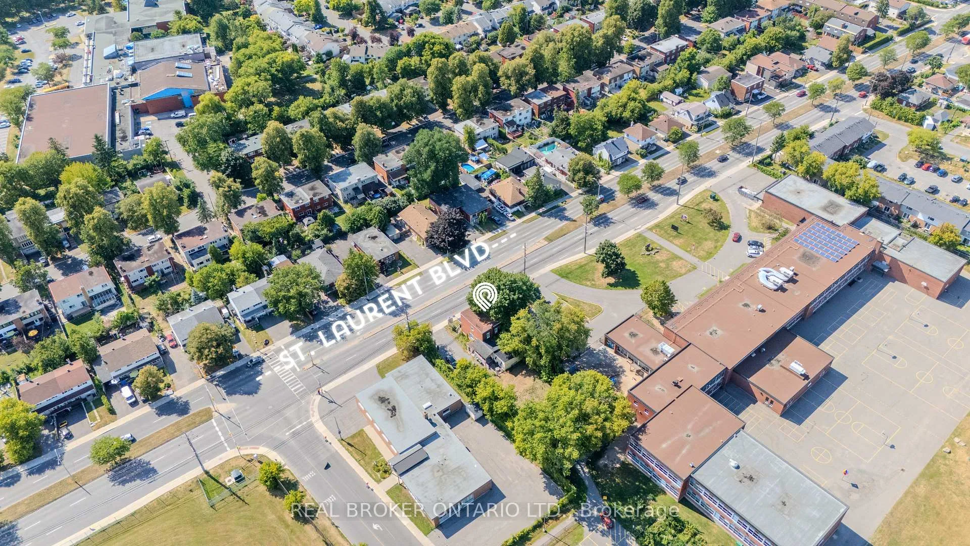 Photo 2 of 713 St Laurent Boulevard, Ottawa, Castle Heights/Rideau High — HOMEH