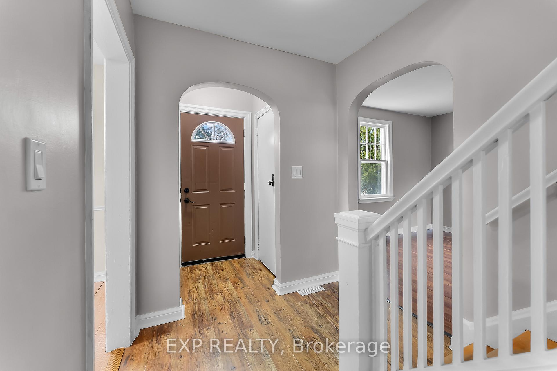Photo 6 of 6220 Drummond Road, Niagara Falls, Dorchester — HOMEH