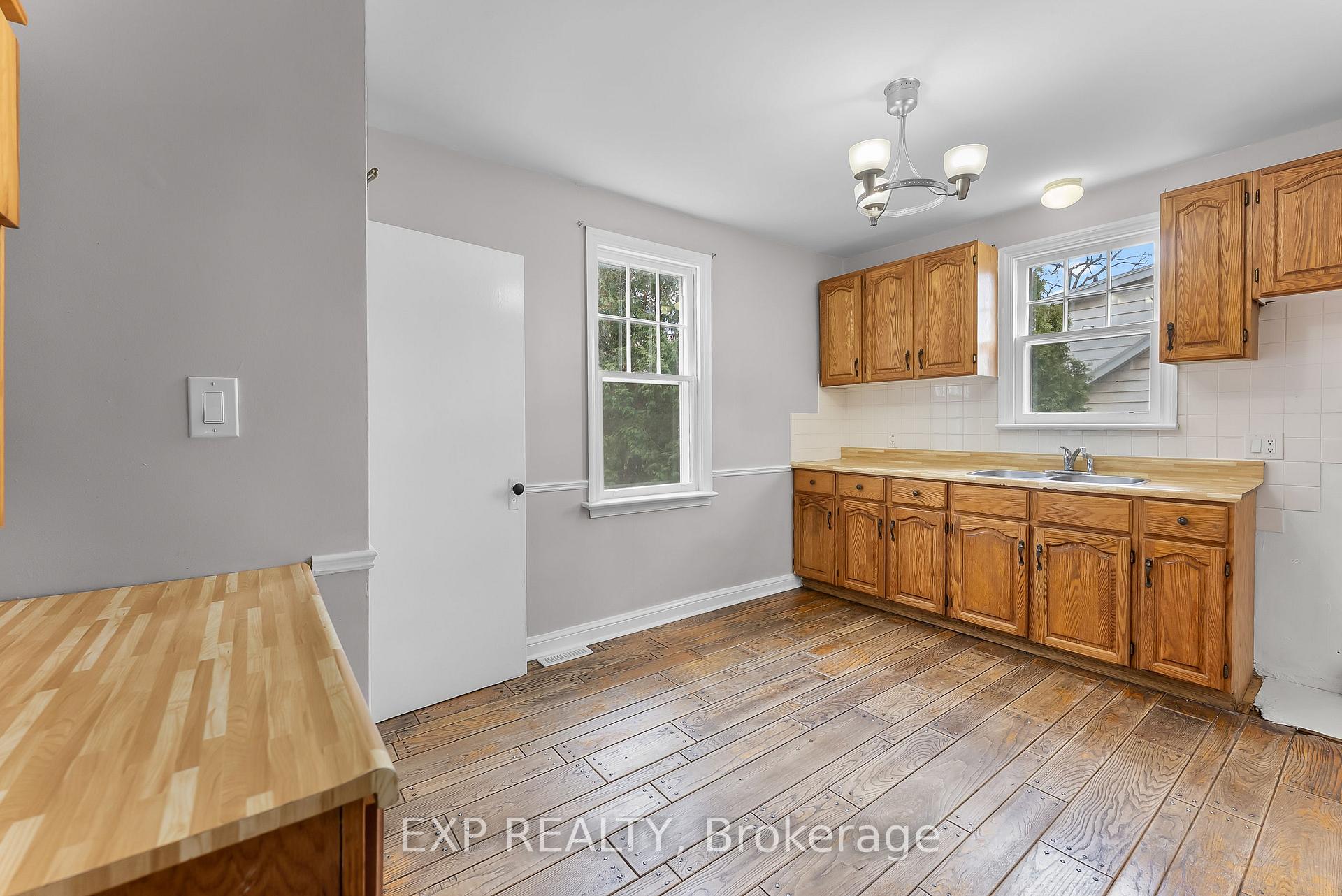 Photo 15 of 6220 Drummond Road, Niagara Falls, Dorchester — HOMEH