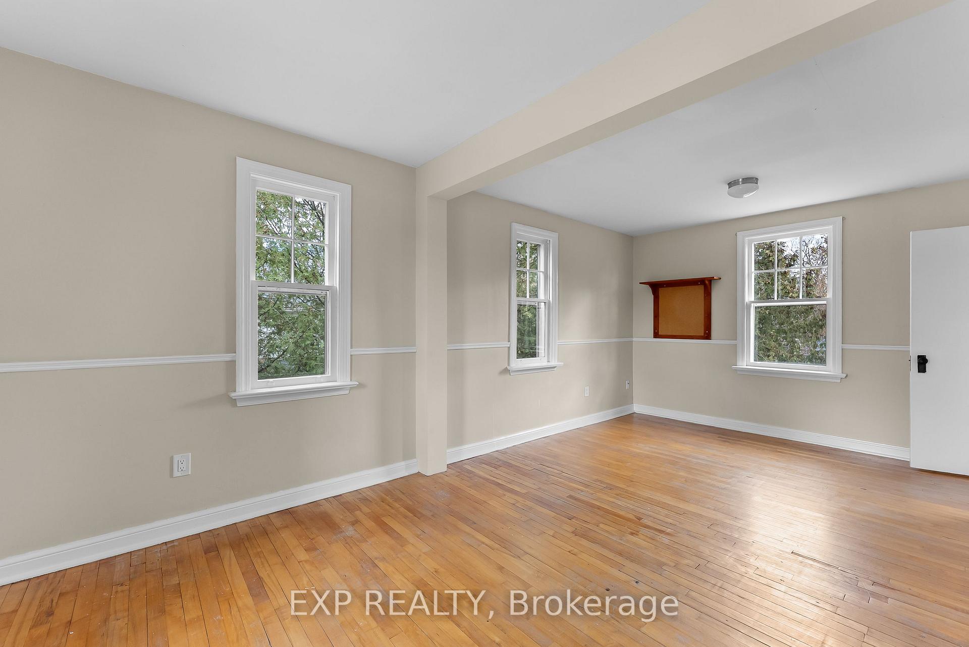 Photo 18 of 6220 Drummond Road, Niagara Falls, Dorchester — HOMEH