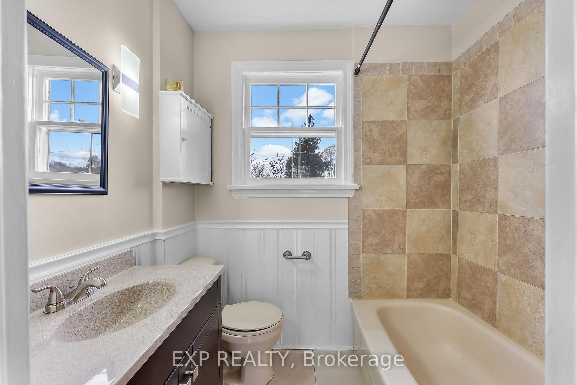 Photo 22 of 6220 Drummond Road, Niagara Falls, Dorchester — HOMEH