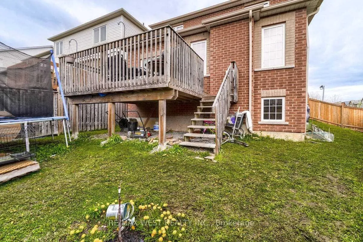 Photo 32 of 1200 Langley Circle, Oshawa, Pinecrest — HOMEH