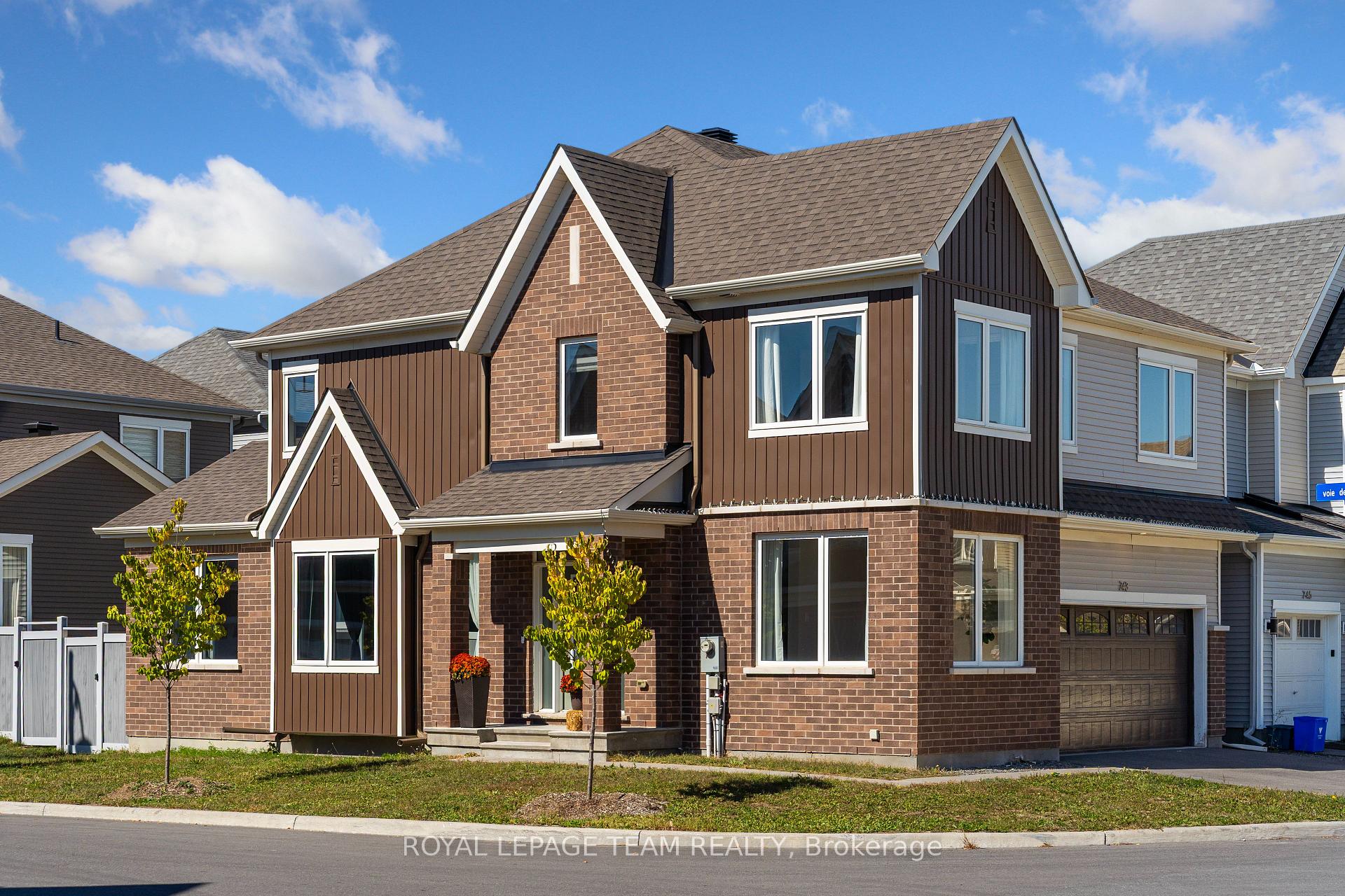 Front of 743 Vennecy Terrace