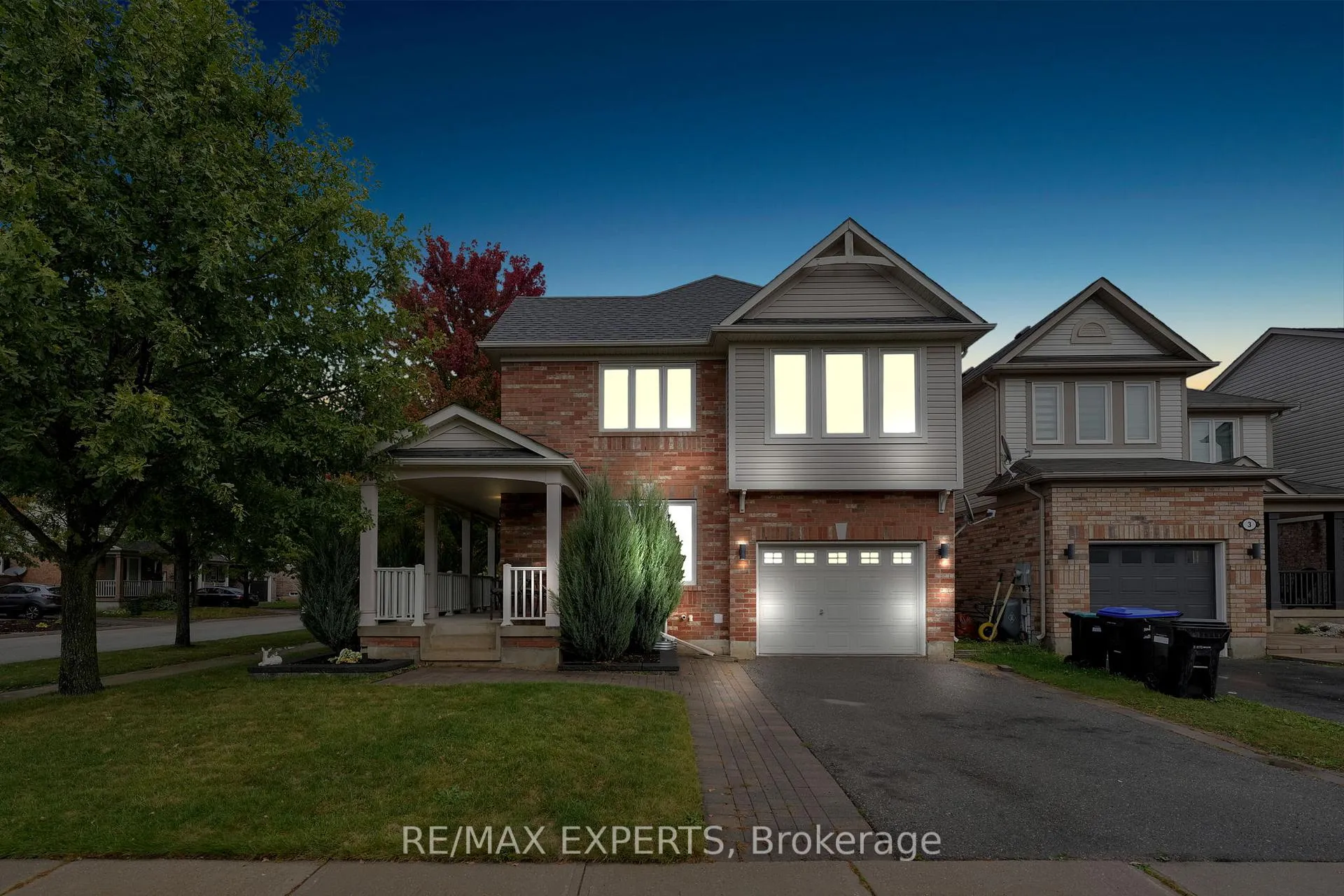 Photo 2 of 1 Nunn Crescent, New Tecumseth, Alliston — HOMEH