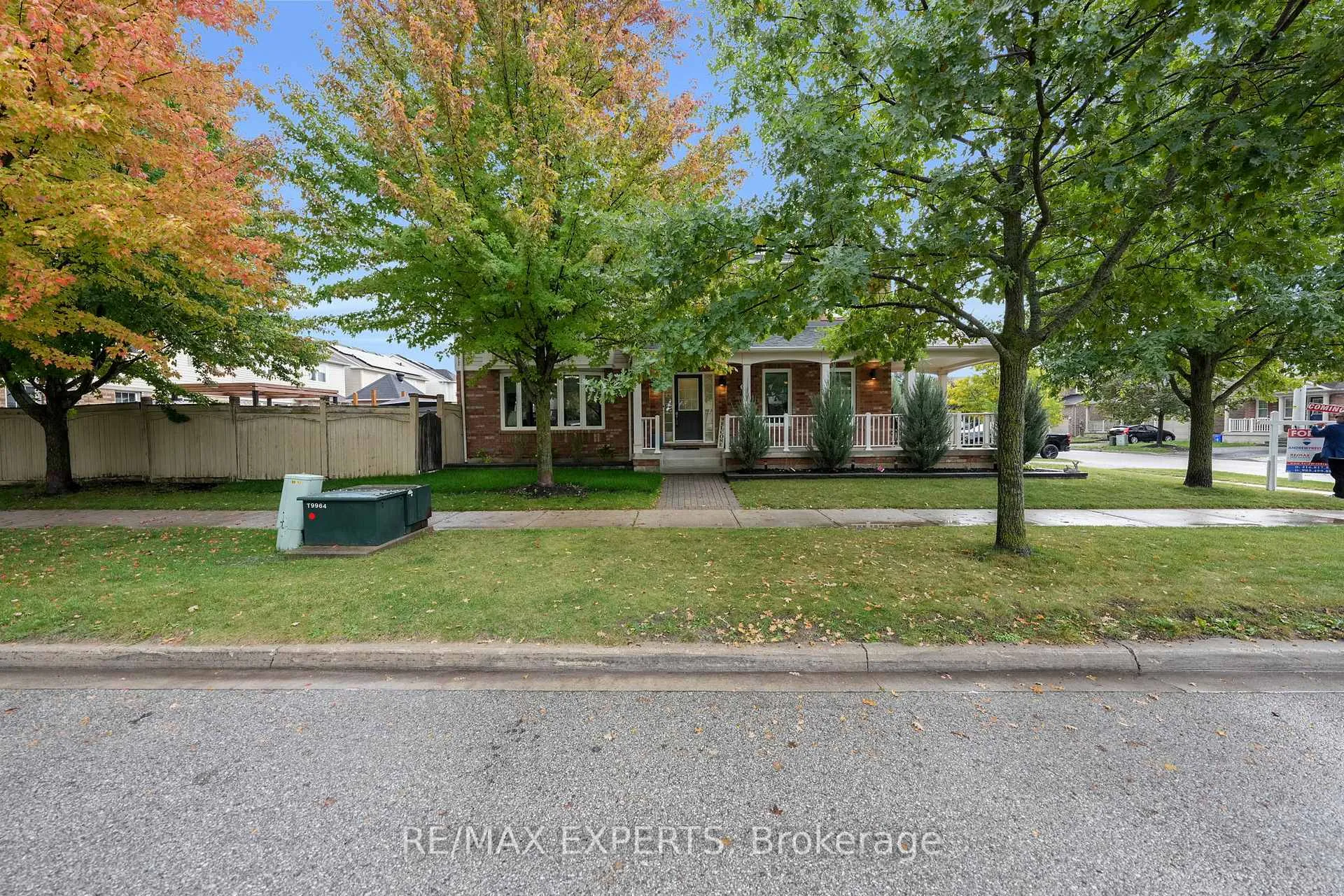 Photo 4 of 1 Nunn Crescent, New Tecumseth, Alliston — HOMEH