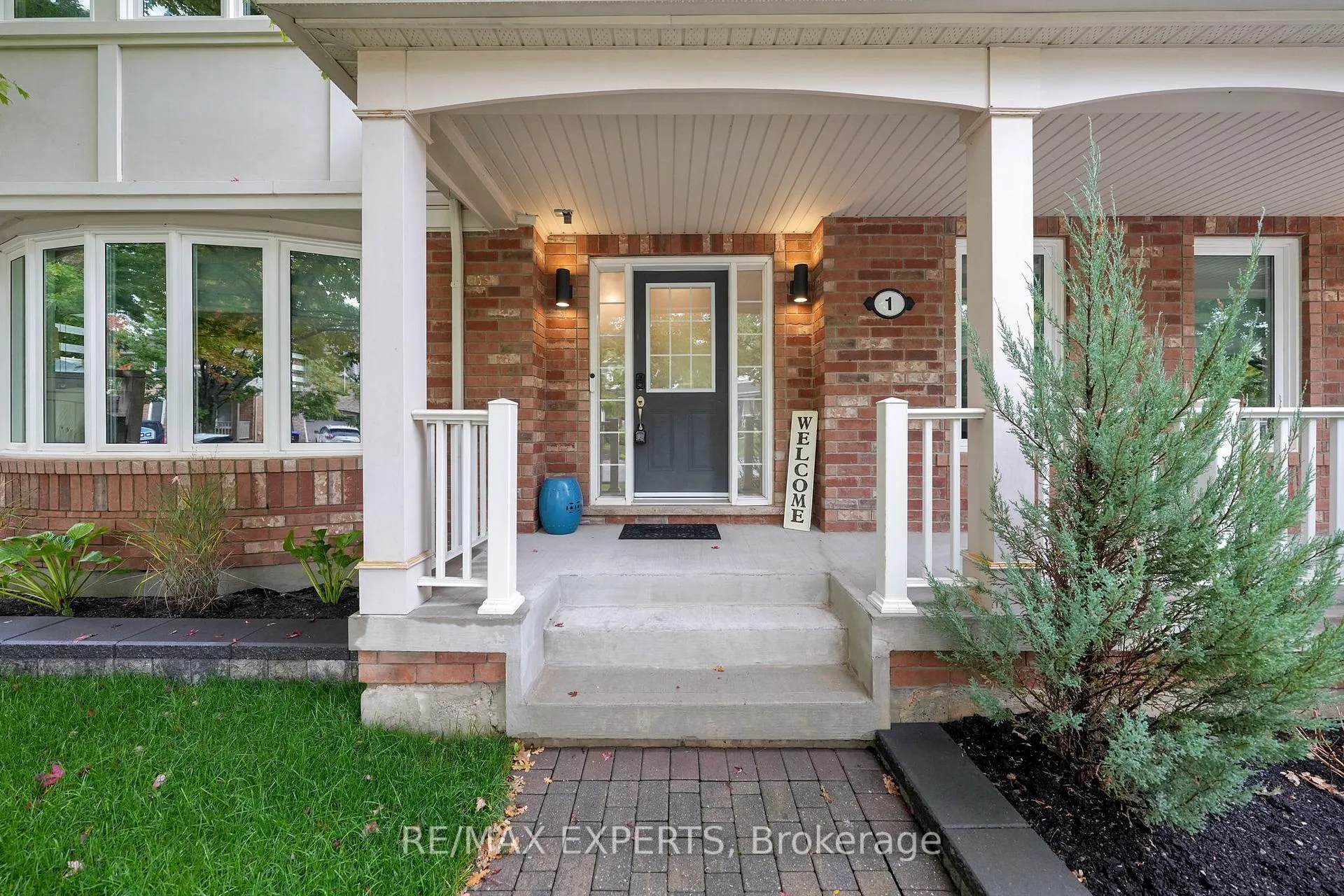 Photo 5 of 1 Nunn Crescent, New Tecumseth, Alliston — HOMEH