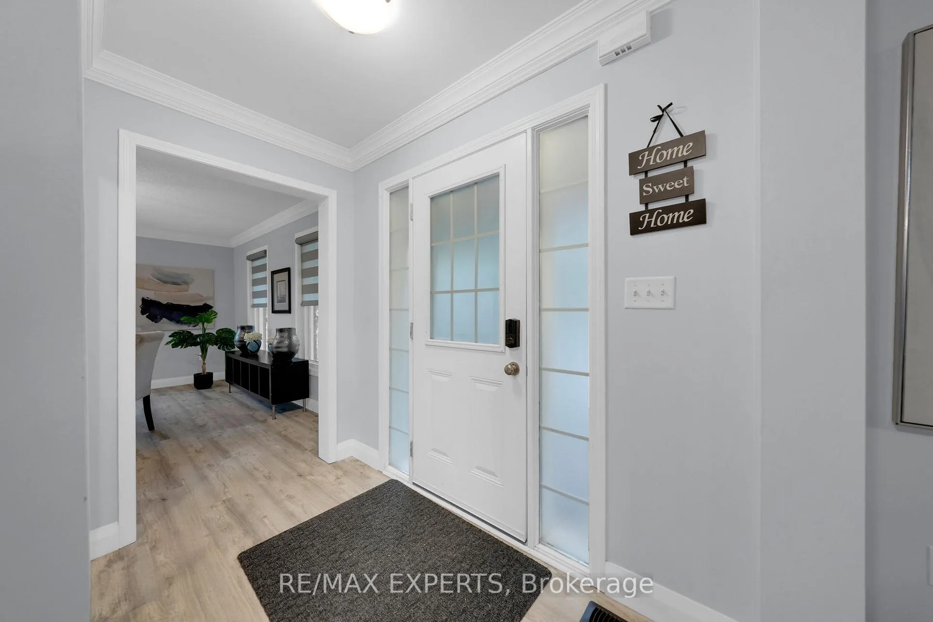 Photo 6 of 1 Nunn Crescent, New Tecumseth, Alliston — HOMEH