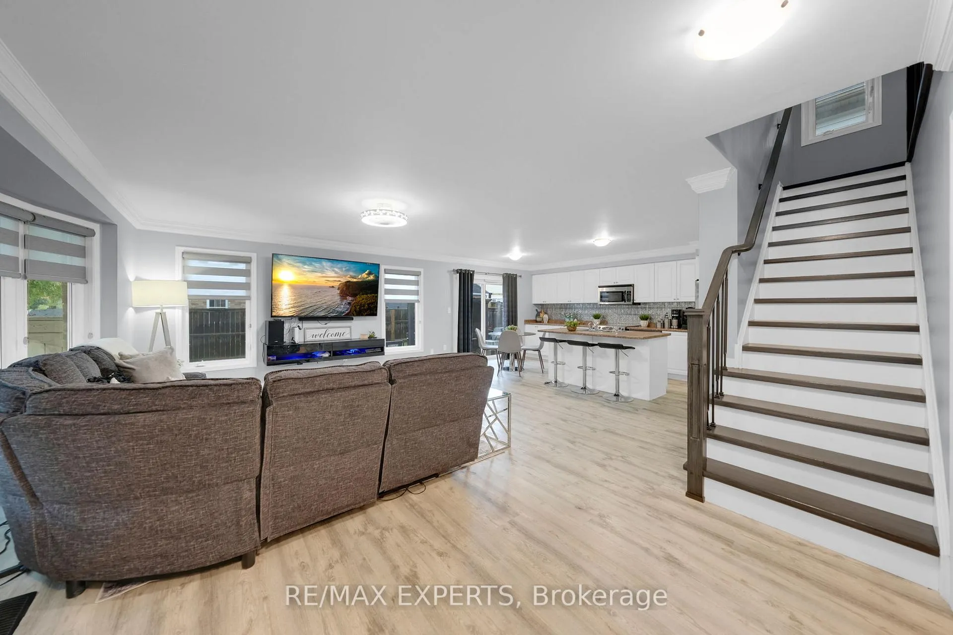 Photo 8 of 1 Nunn Crescent, New Tecumseth, Alliston — HOMEH