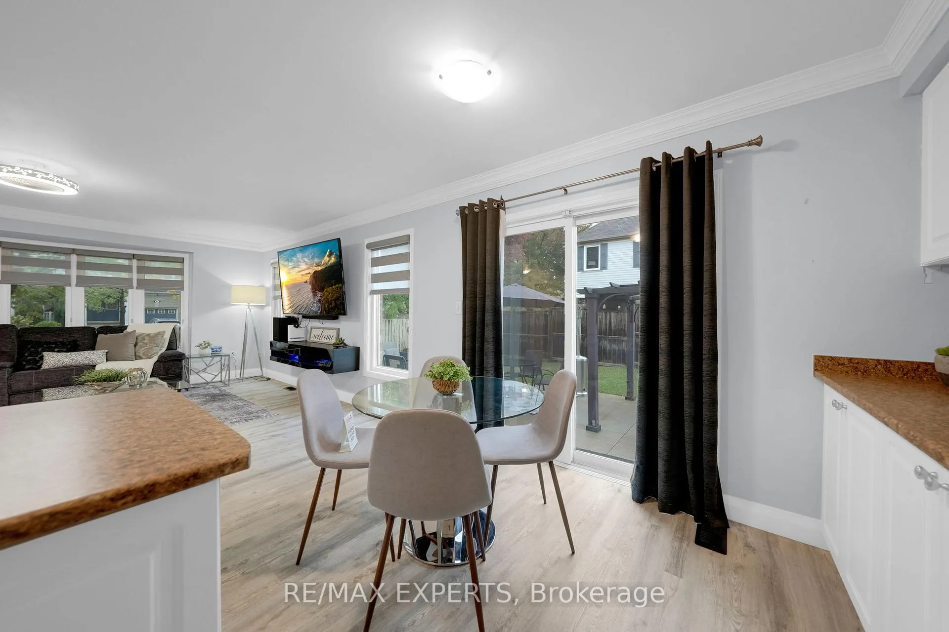 Photo 18 of 1 Nunn Crescent, New Tecumseth, Alliston — HOMEH