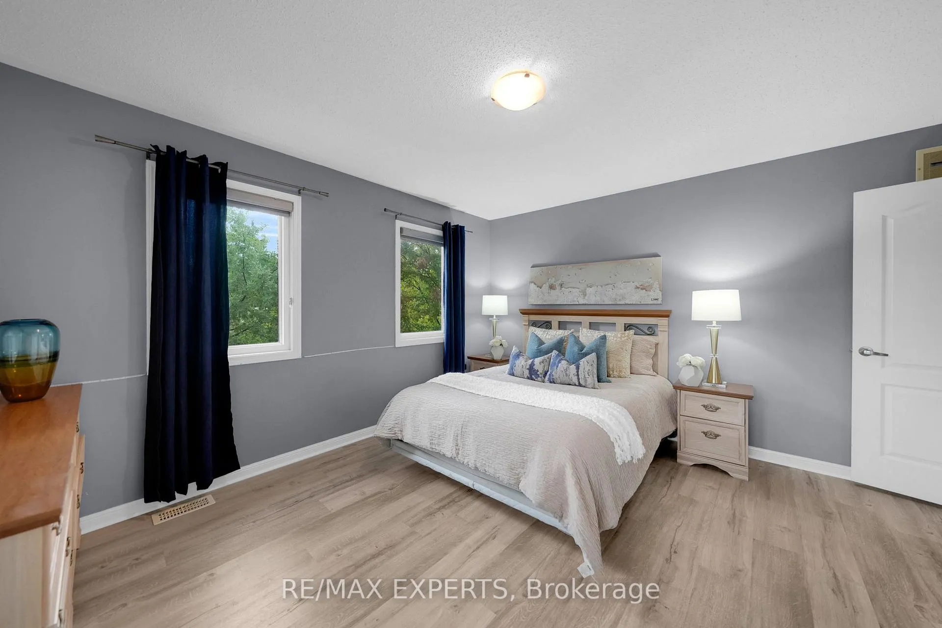 Photo 31 of 1 Nunn Crescent, New Tecumseth, Alliston — HOMEH