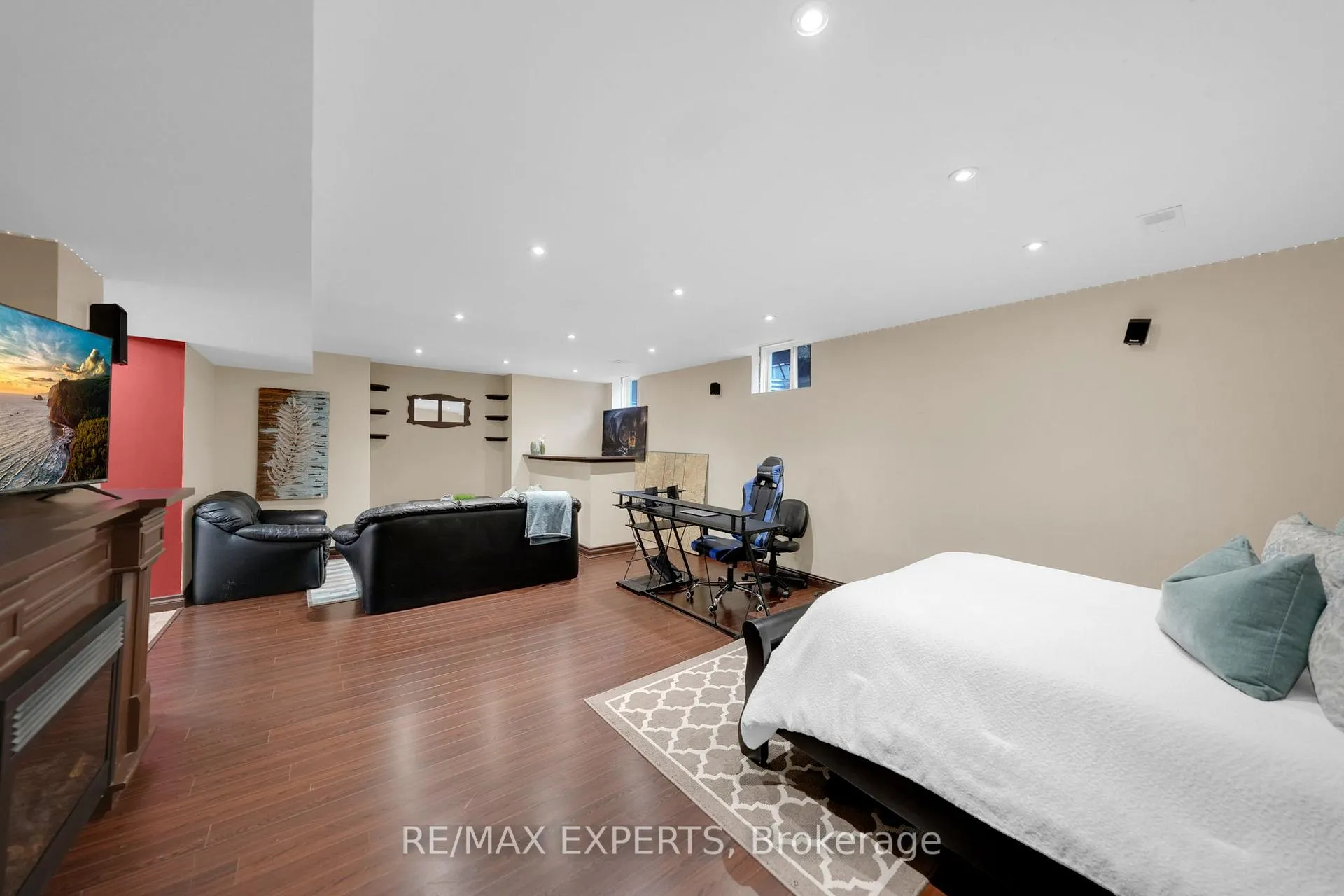 Photo 40 of 1 Nunn Crescent, New Tecumseth, Alliston — HOMEH
