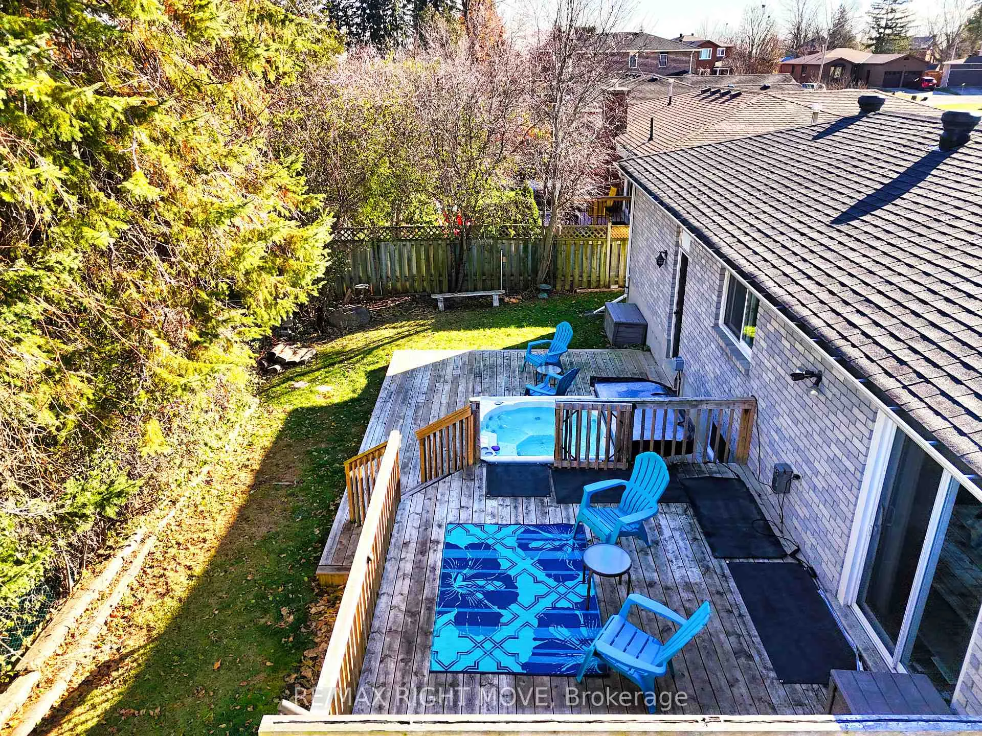 Photo 5 of 6 Lindsay Crescent, Orillia — HOMEH