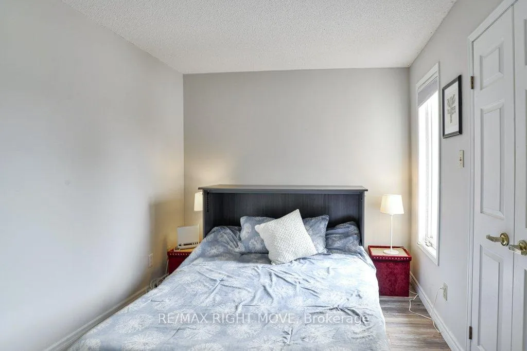 Photo 19 of 6 Lindsay Crescent, Orillia — HOMEH