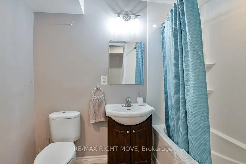 Photo 28 of 6 Lindsay Crescent, Orillia — HOMEH