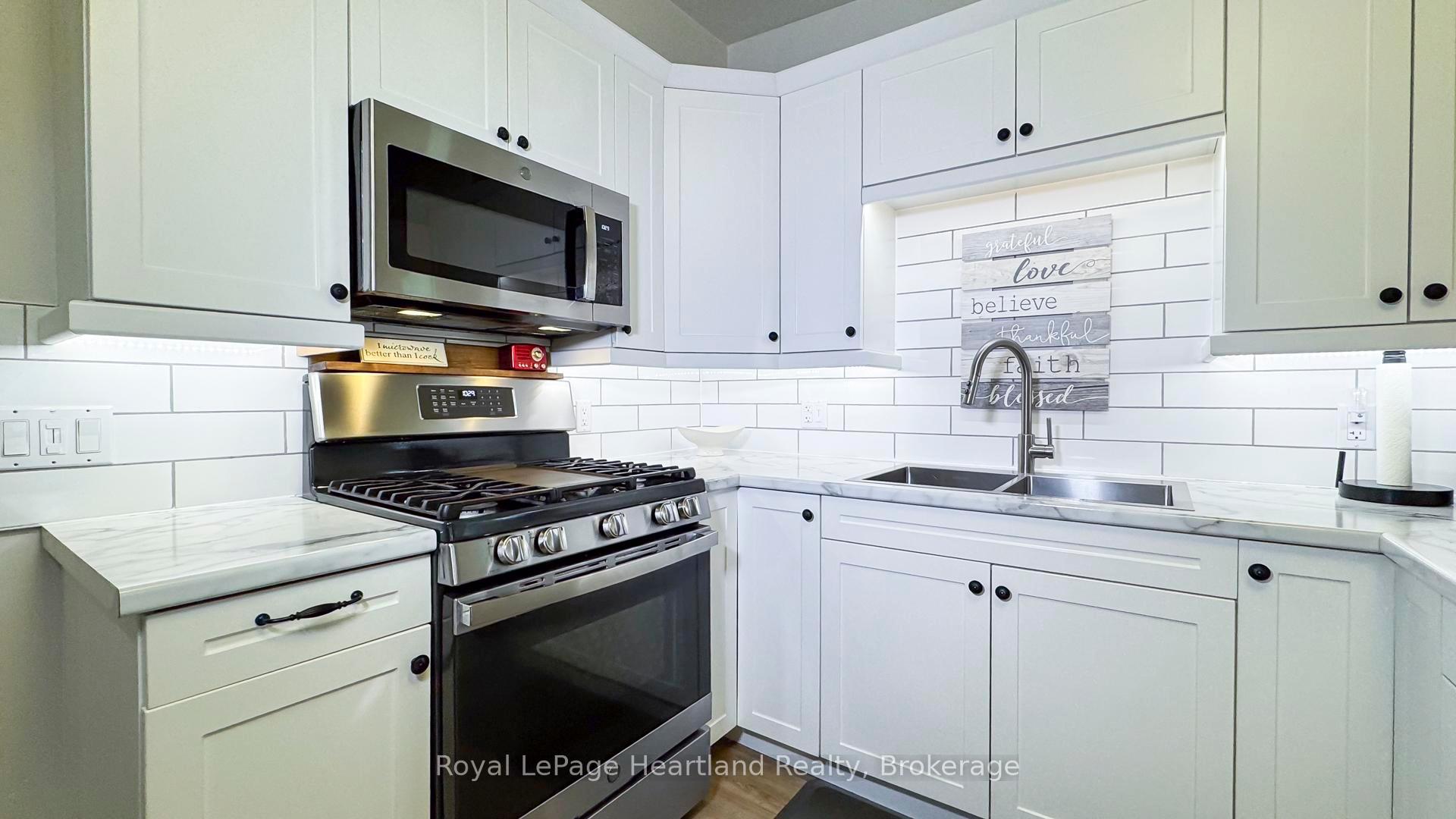 Photo 18 of 178 Wellington Street, North Huron, Blyth — HOMEH