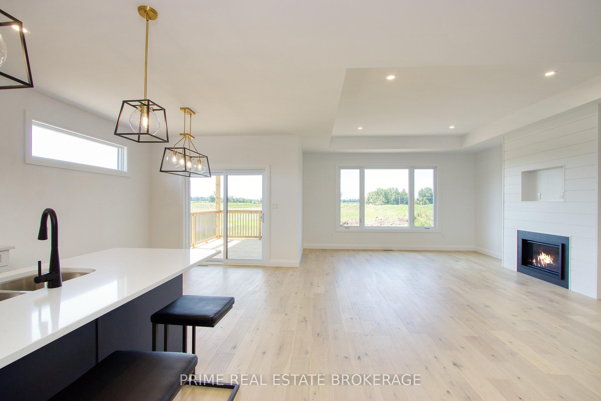 Photo 11 of 147 McLeod Street, North Middlesex, Parkhill — HOMEH