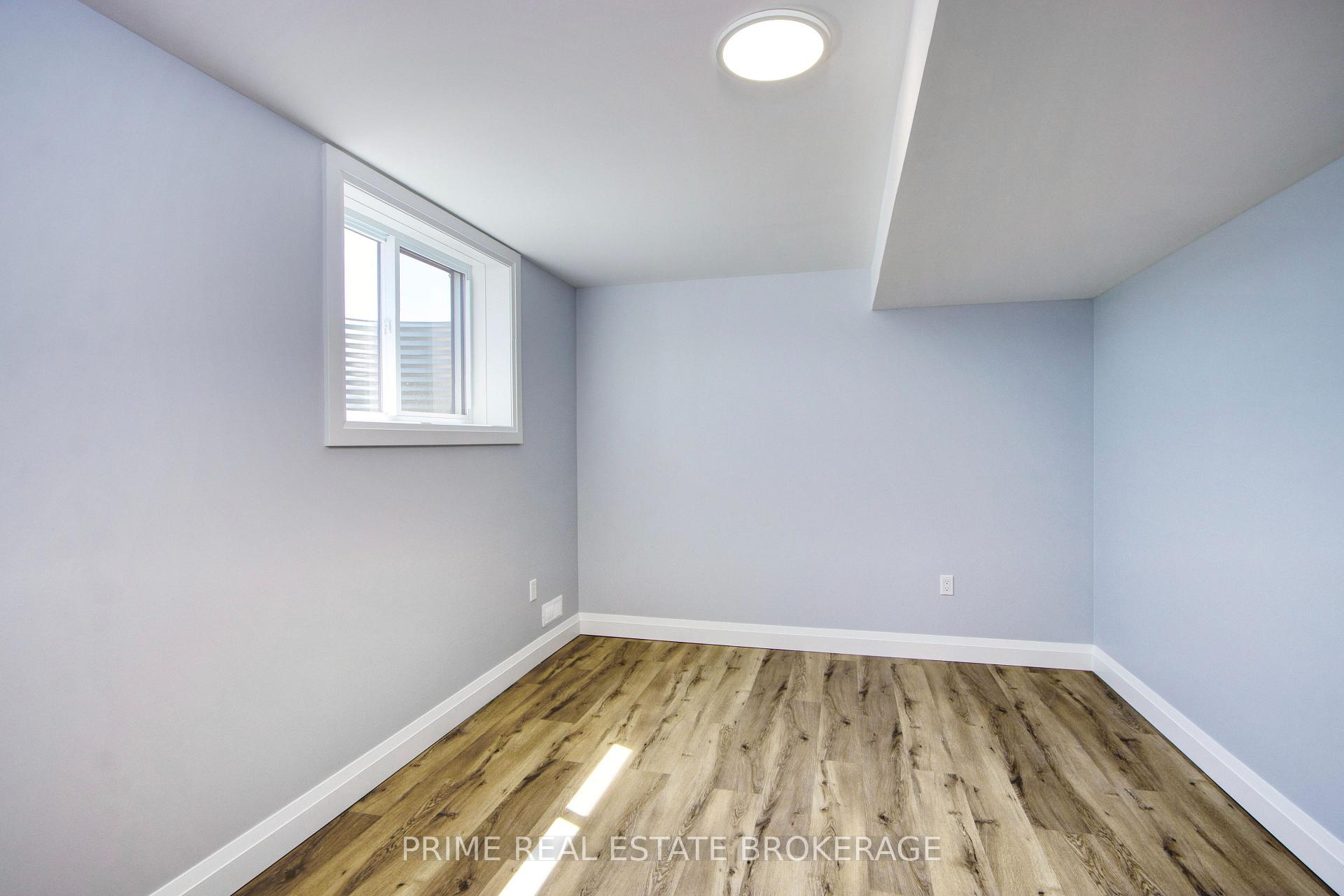 Photo 40 of 147 McLeod Street, North Middlesex, Parkhill — HOMEH