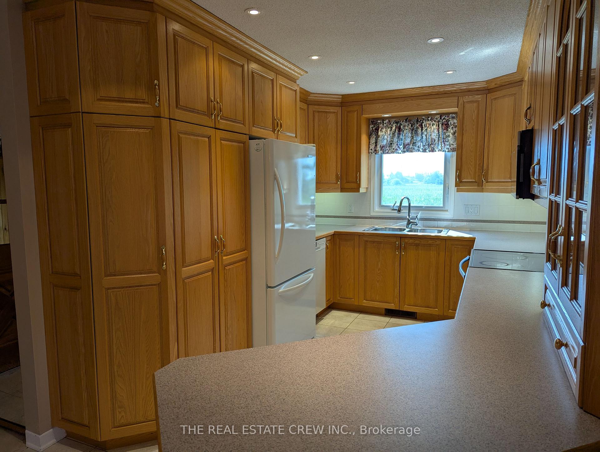 Photo 4 of 3738 Dunning Road, Ottawa, Sarsfield/Bearbrook — HOMEH
