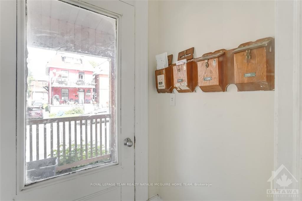 Photo 13 of 554 Mcleod Street, Ottawa, Ottawa Centre — HOMEH