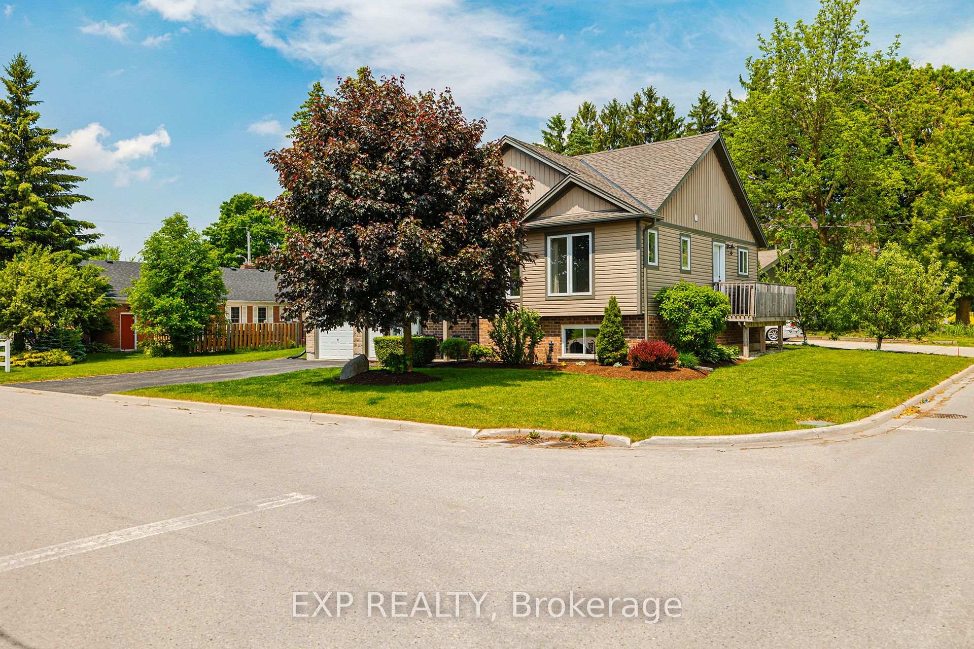 Photo 26 of 335 John Rosa Street E, North Perth, Listowel — HOMEH
