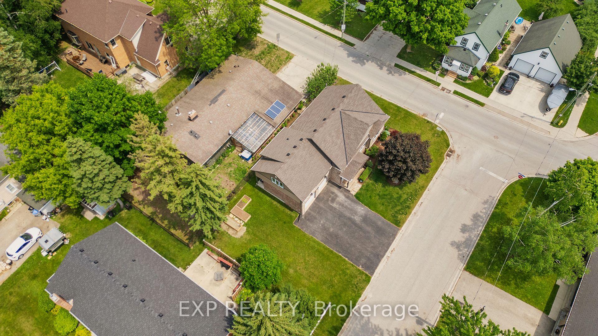 Photo 30 of 335 John Rosa Street E, North Perth, Listowel — HOMEH
