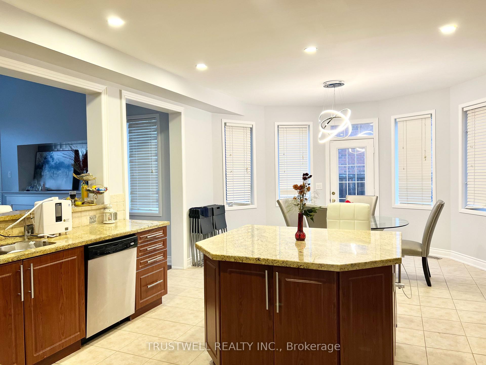 Front of Unit Master BR, 35 Glenbrook Drive