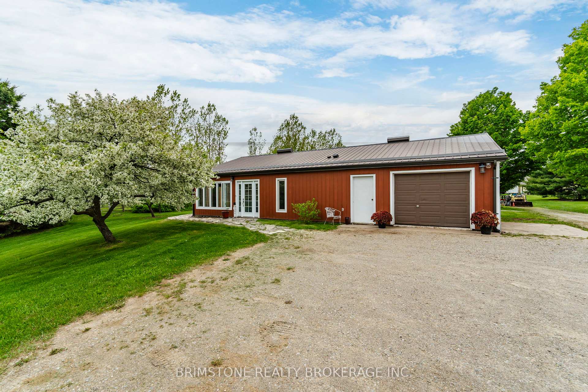 Photo 23 of 936488 Dufferin Cty Road 18 E, Mulmur, Rural Mulmur — HOMEH