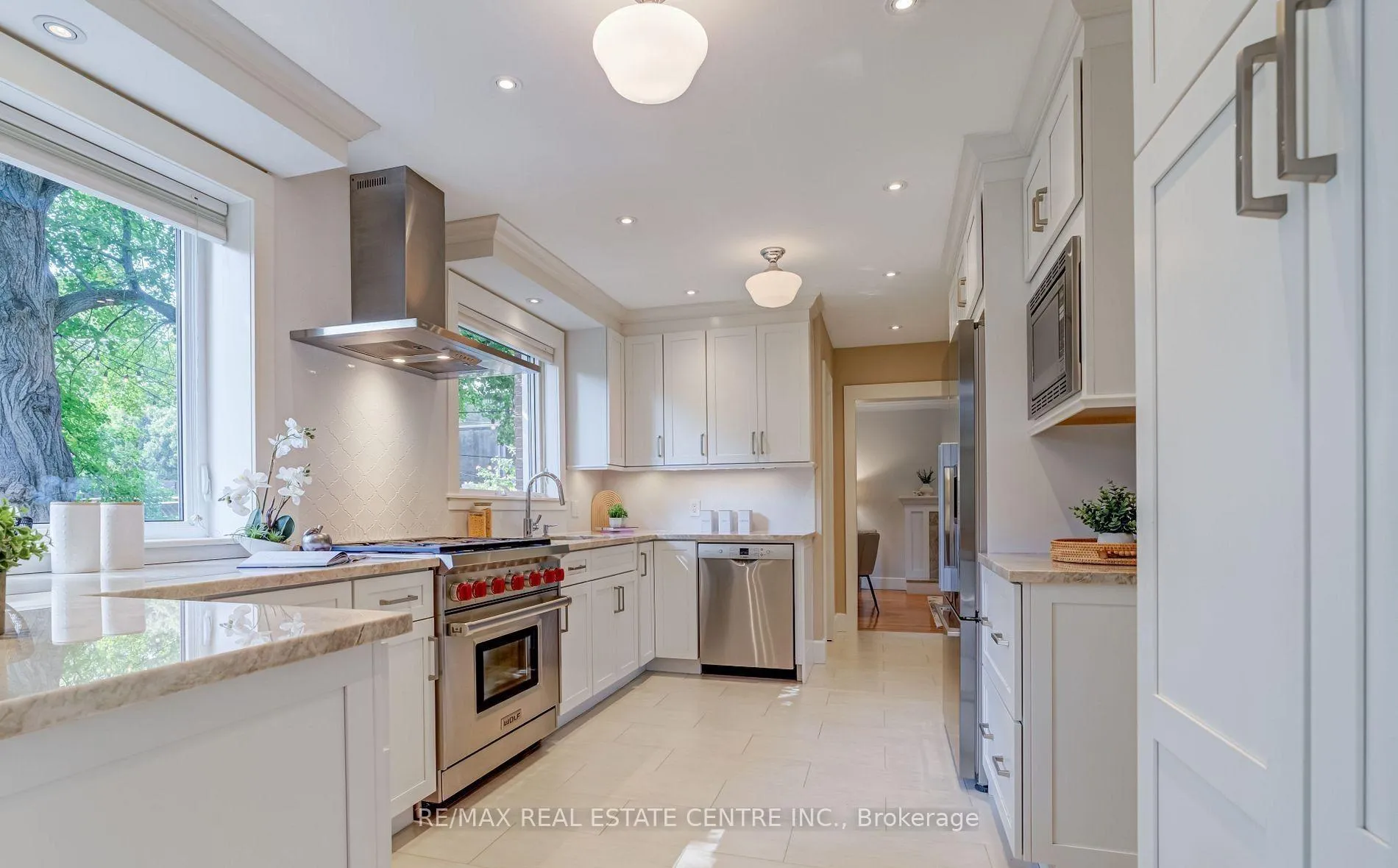 Photo 10 of 196 Sabel Street, Oakville, Bronte — HOMEH