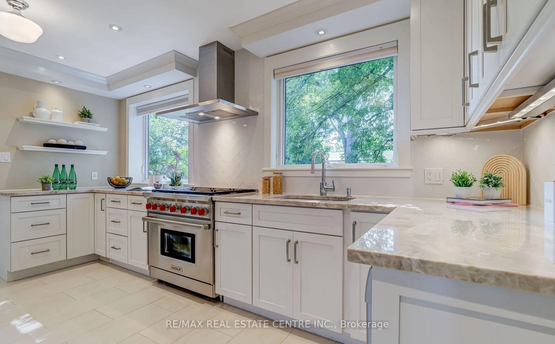 Photo 11 of 196 Sabel Street, Oakville, Bronte — HOMEH