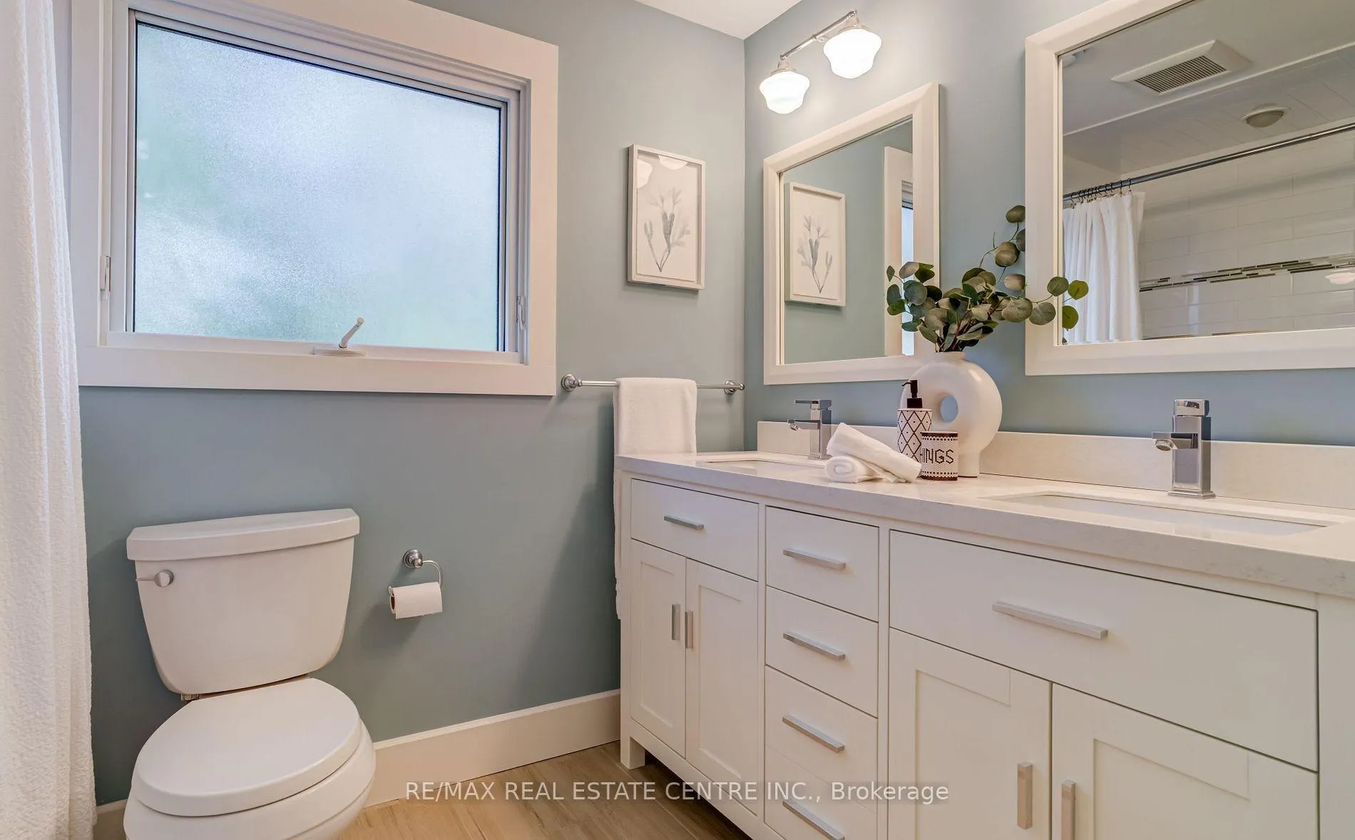 Photo 26 of 196 Sabel Street, Oakville, Bronte — HOMEH