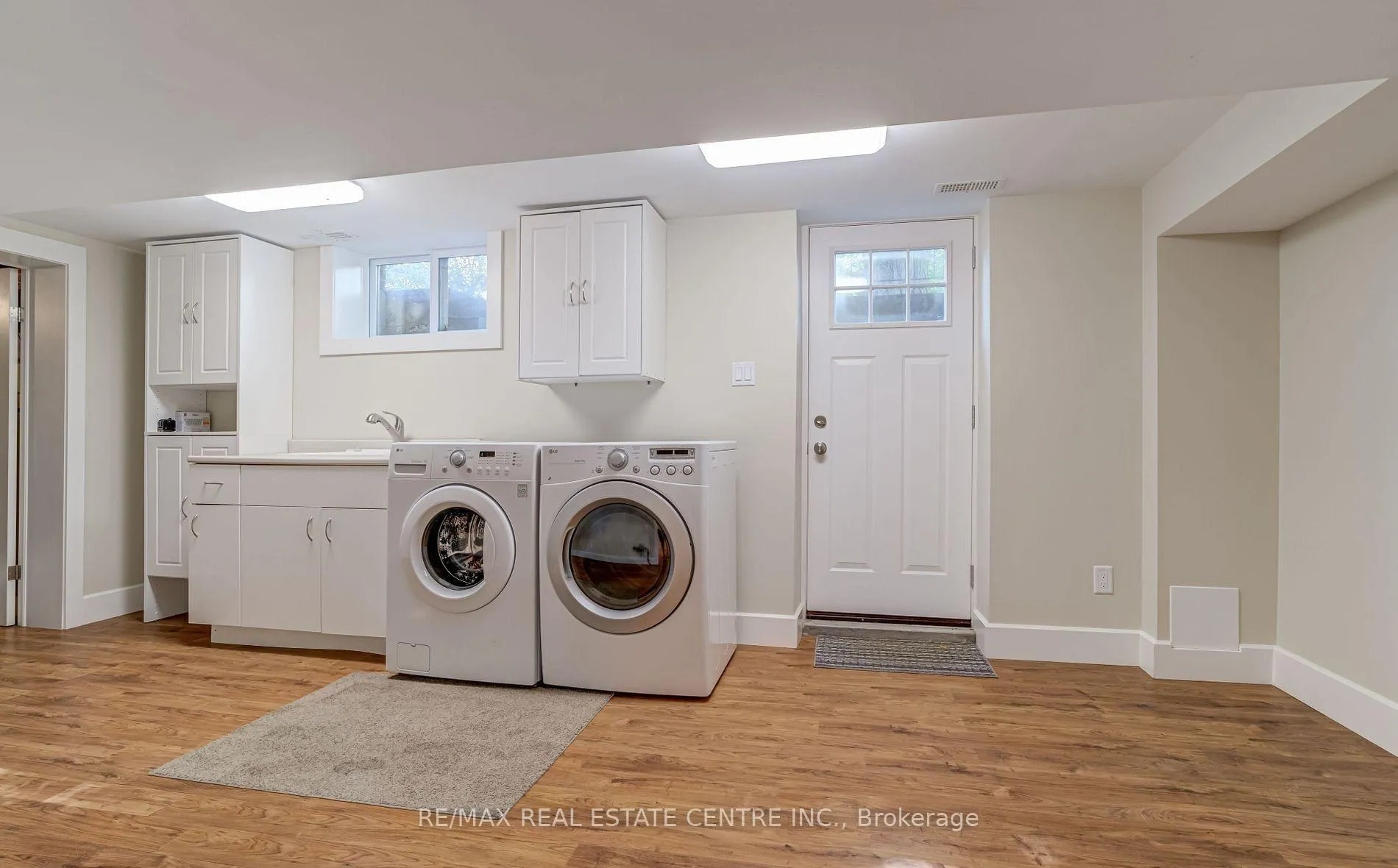 Photo 34 of 196 Sabel Street, Oakville, Bronte — HOMEH