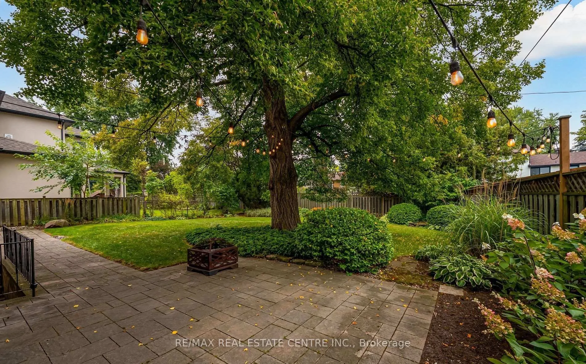 Photo 37 of 196 Sabel Street, Oakville, Bronte — HOMEH