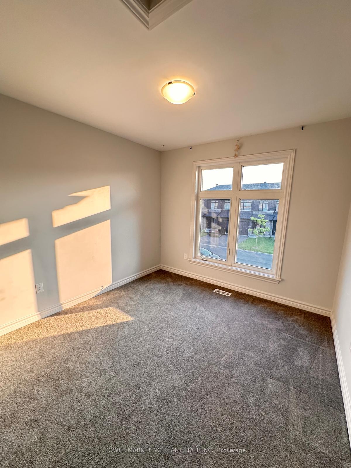 Photo 12 of 630 Cordelette Circle, Ottawa, Mer Bleue/Bradley Estates/Anderson Park — HOMEH
