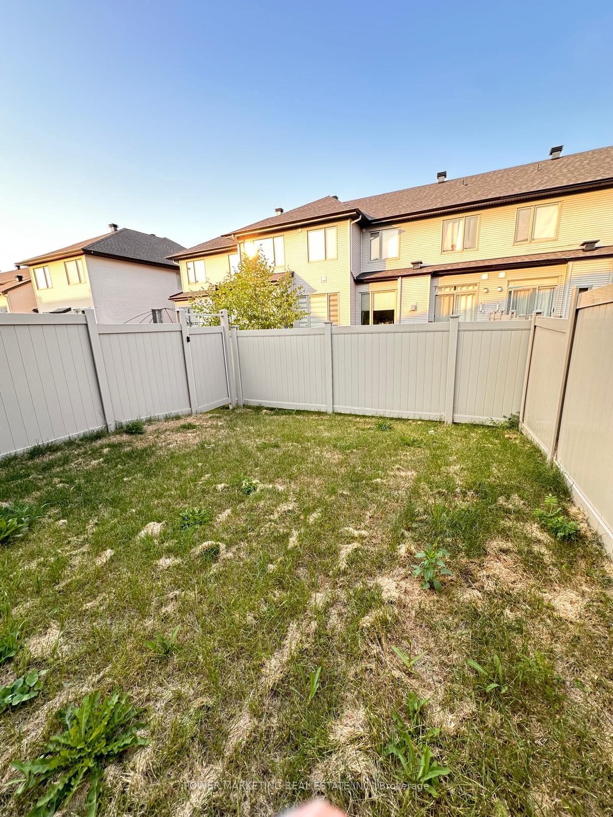 Photo 15 of 630 Cordelette Circle, Ottawa, Mer Bleue/Bradley Estates/Anderson Park — HOMEH