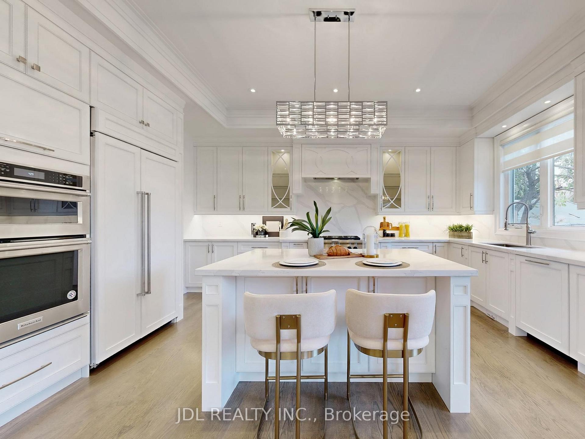 Photo 11 of 39 Howard Road, Newmarket, Huron Heights-Leslie Valley — HOMEH