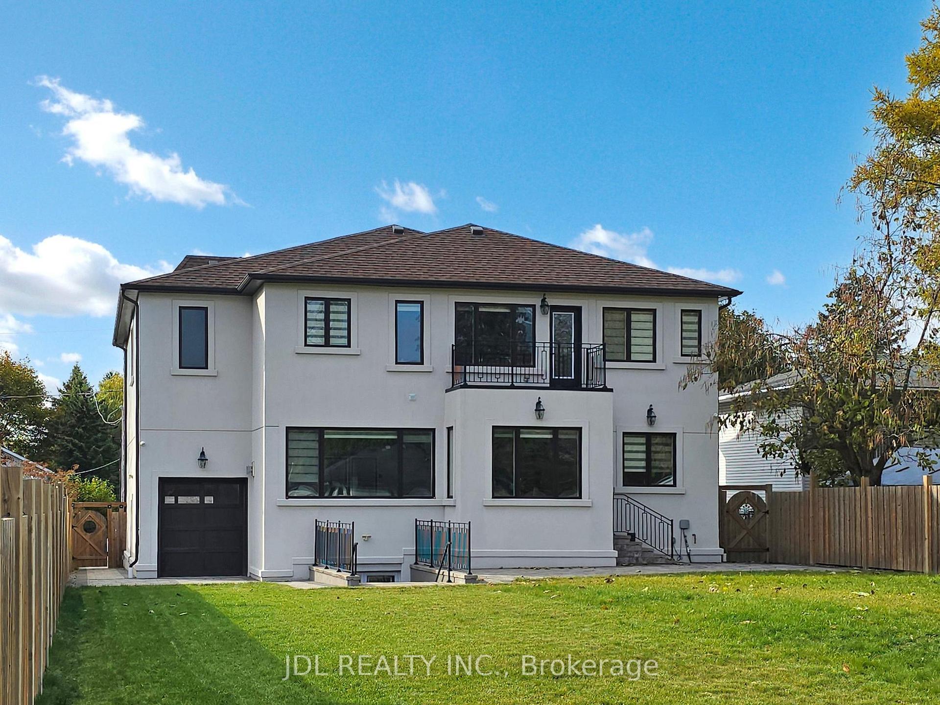 Photo 40 of 39 Howard Road, Newmarket, Huron Heights-Leslie Valley — HOMEH