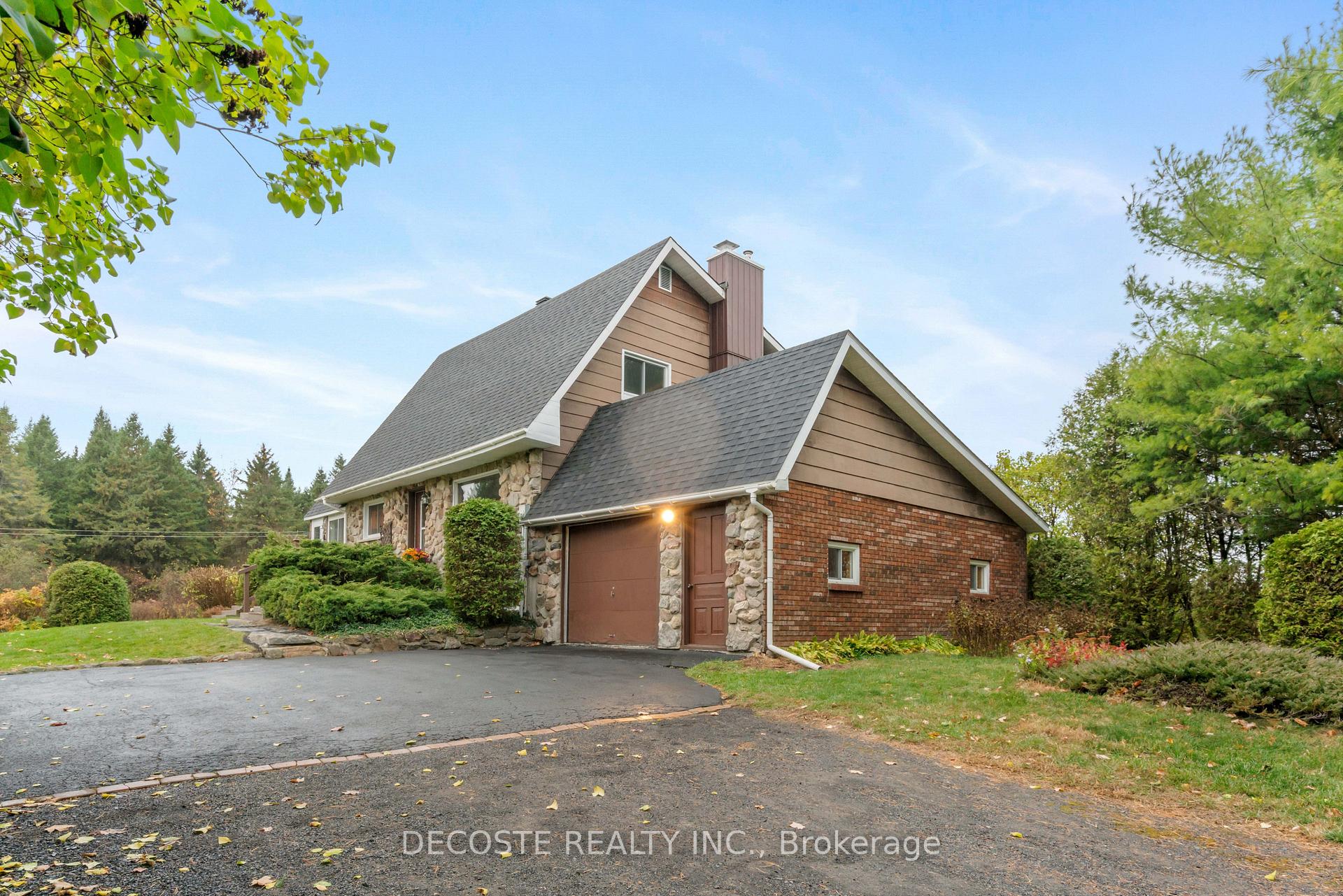 Photo 2 of 3708 Kenyon Dam Road, North Glengarry, North Glengarry (Kenyon) Twp — HOMEH