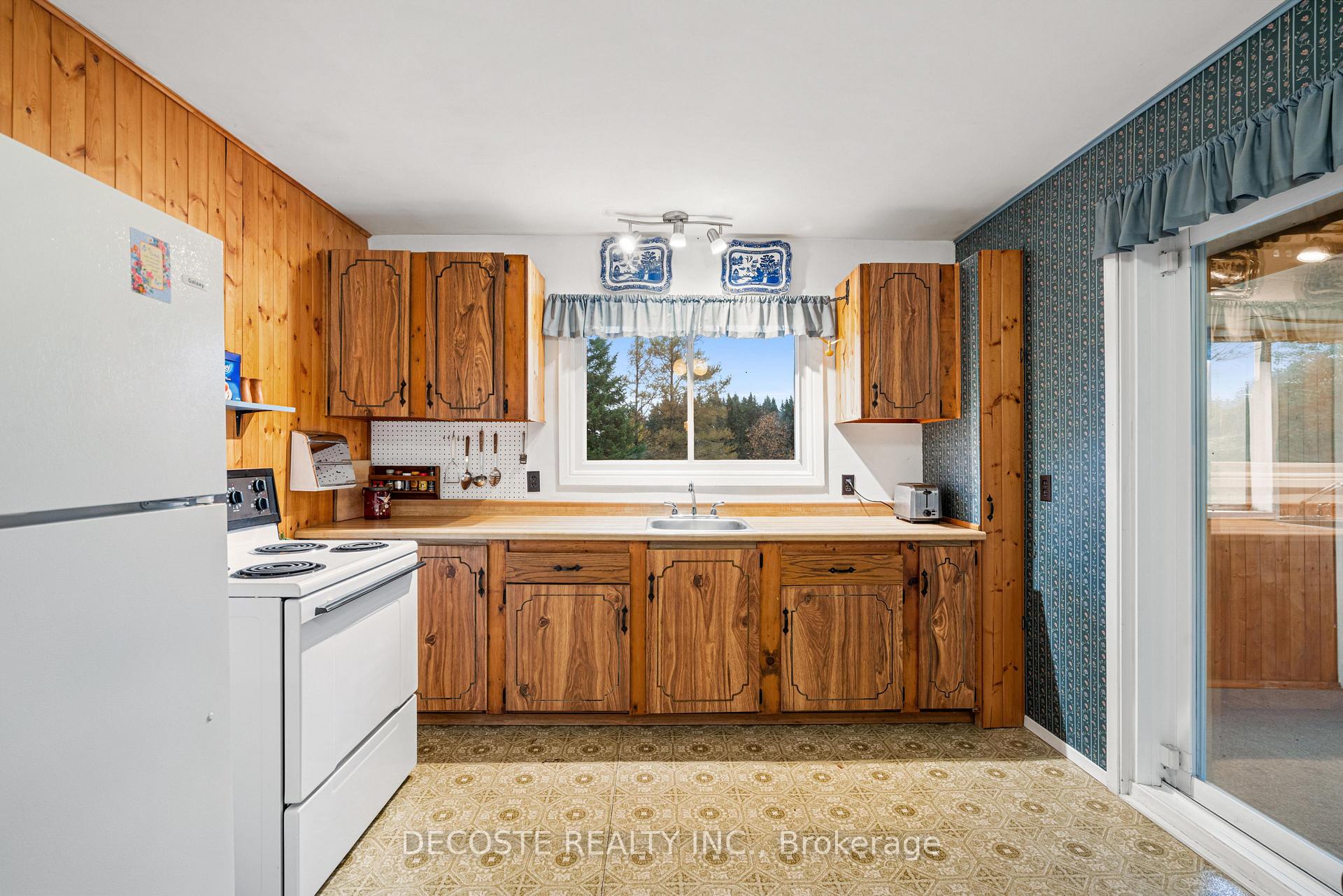 Photo 4 of 3708 Kenyon Dam Road, North Glengarry, North Glengarry (Kenyon) Twp — HOMEH