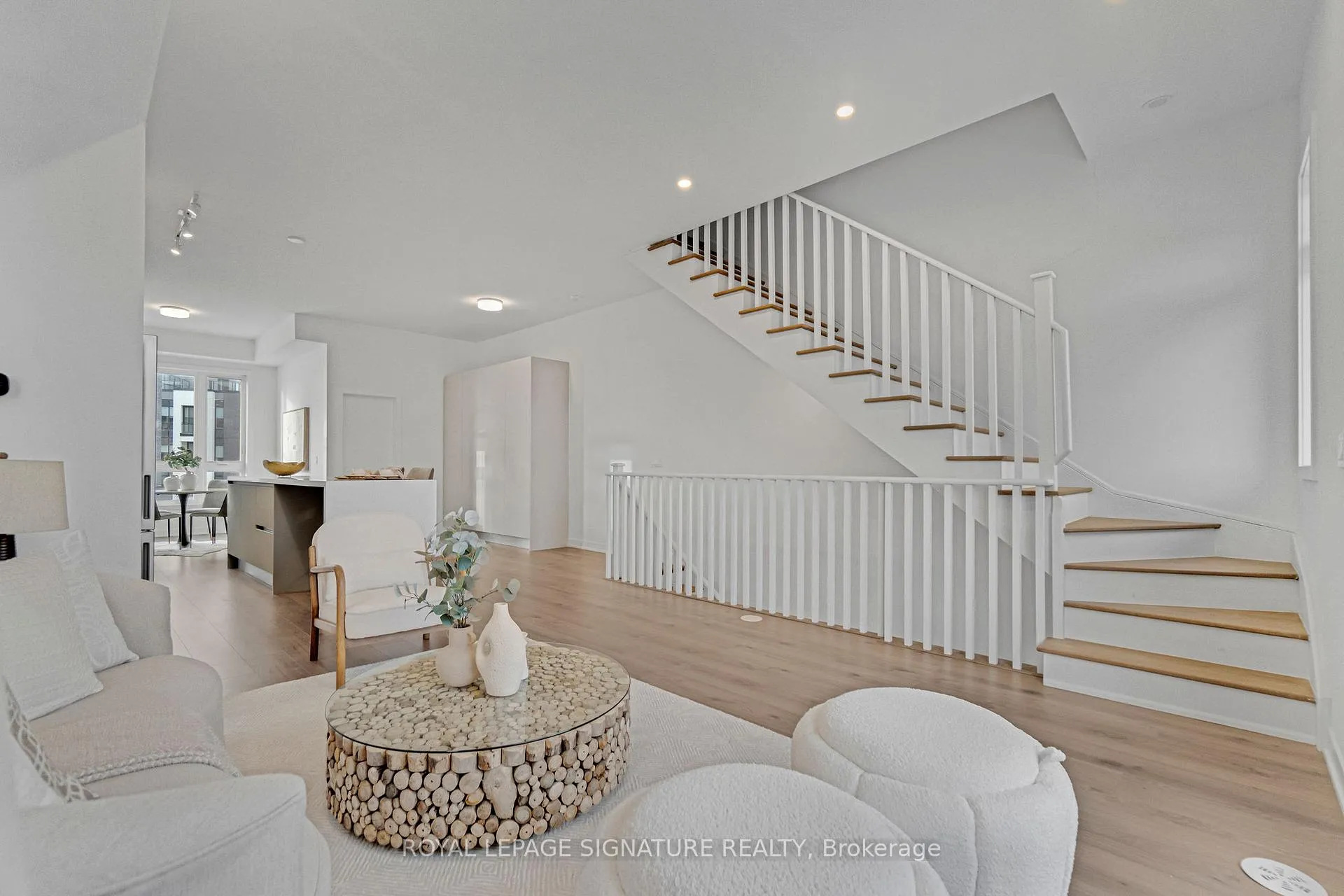 Photo 23 of 3047 Trailside Drive, Oakville, Glenorchy — HOMEH