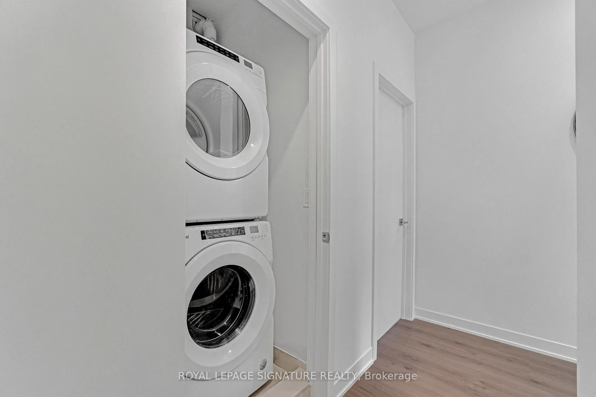 Photo 37 of 3047 Trailside Drive, Oakville, Glenorchy — HOMEH