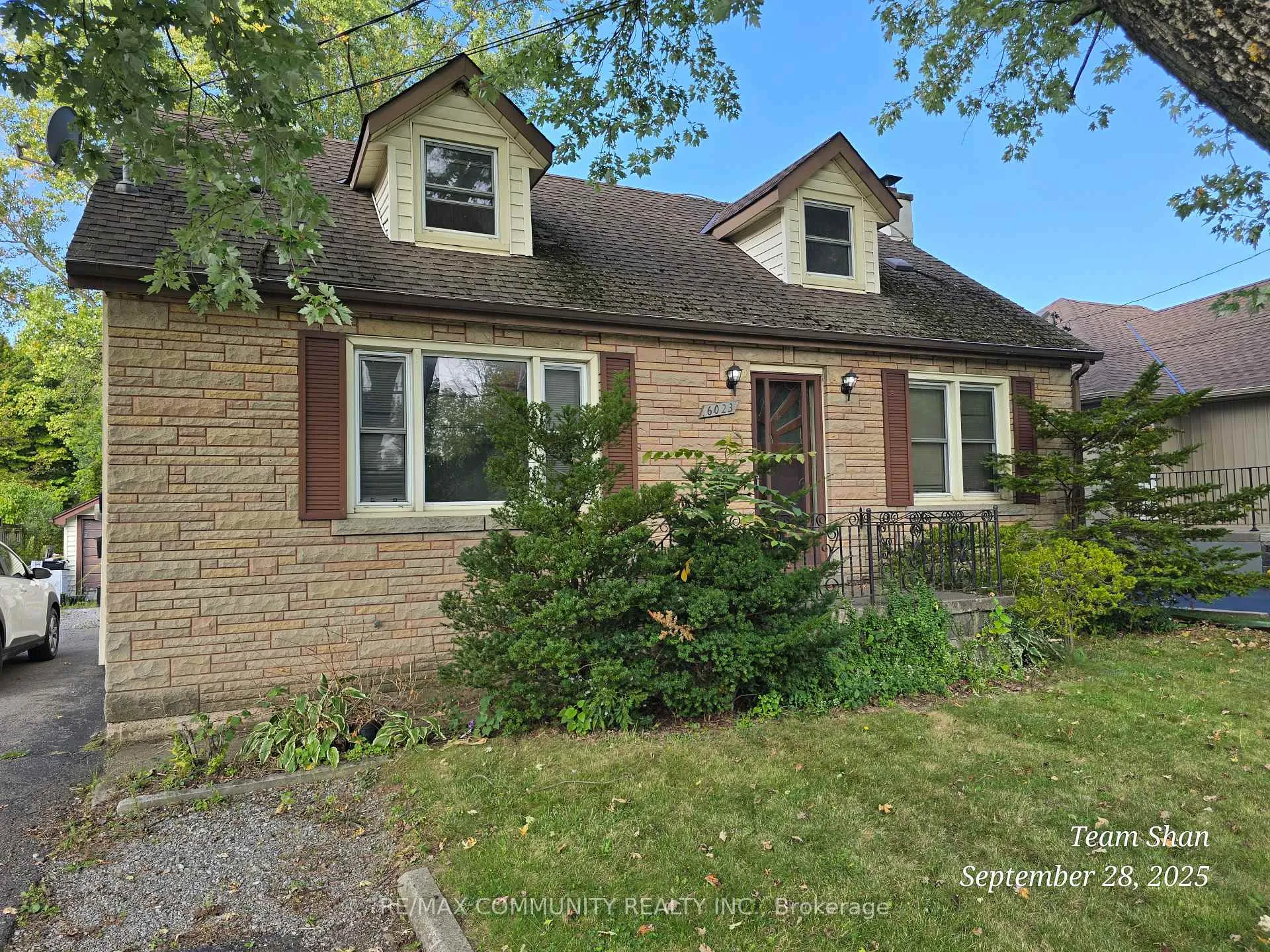 Front of 6023 Montrose Road